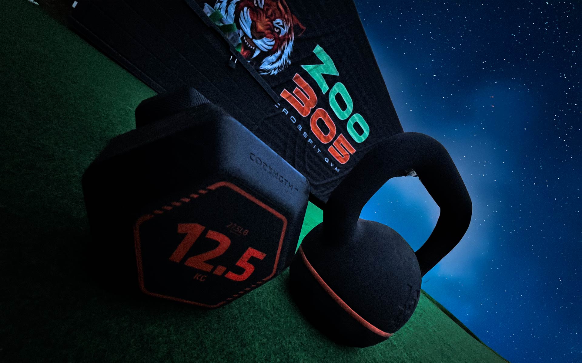 Athlete performing a farmer carry on a forest trail at ZOO305, maintaining tall posture and steady pace